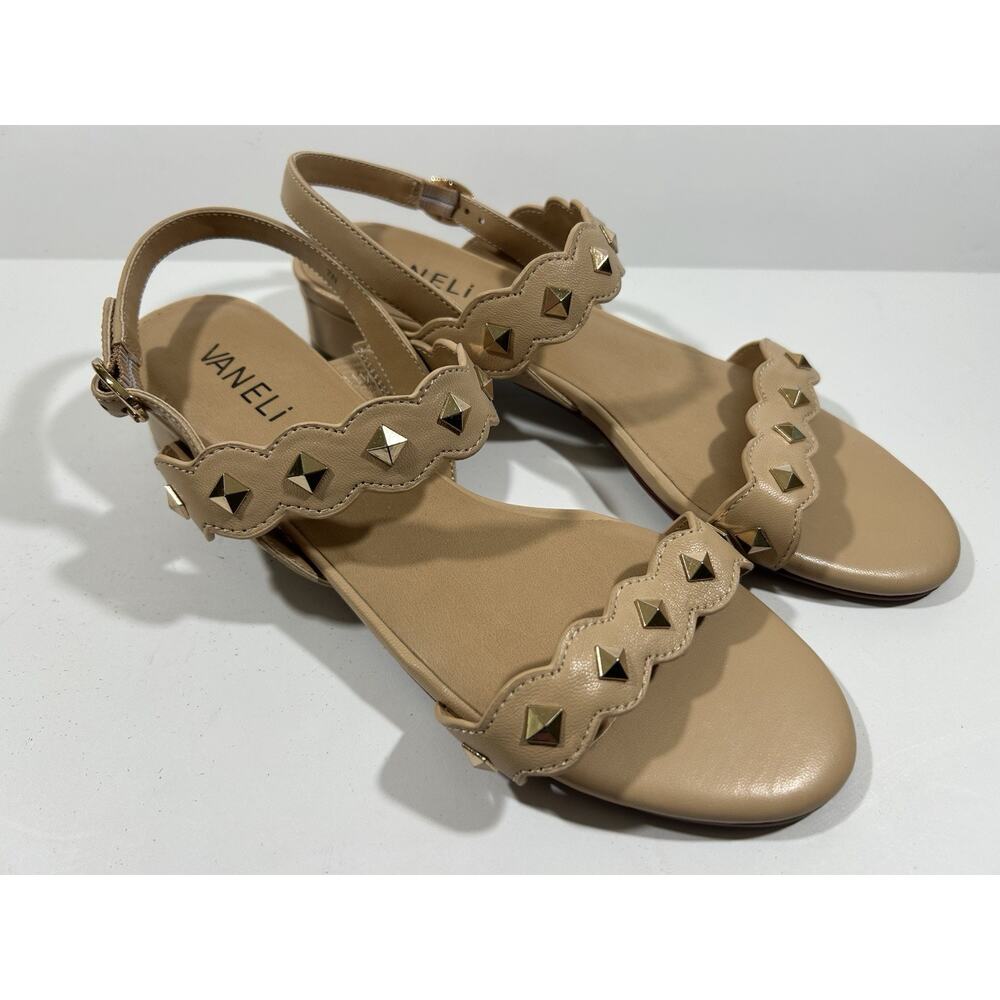 Van Eli Ulger Cream Ivory Studded Scallop Leather Sandals Women’s Sz 7N